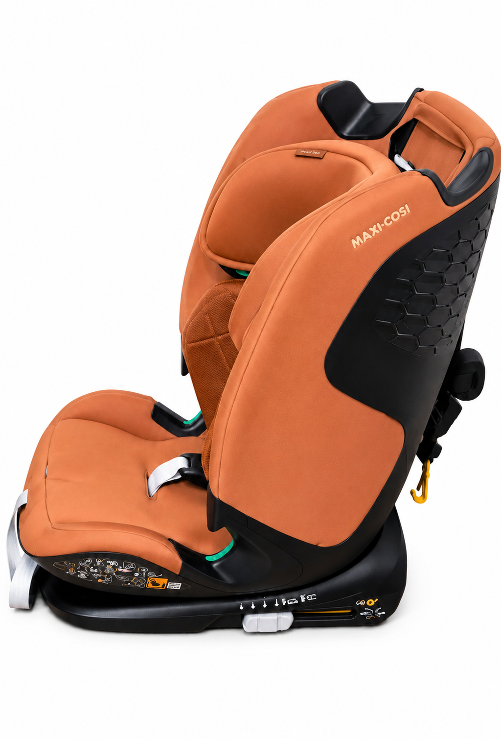 Maxicosi Titan Pro 2 i Size car seat and Isofix base